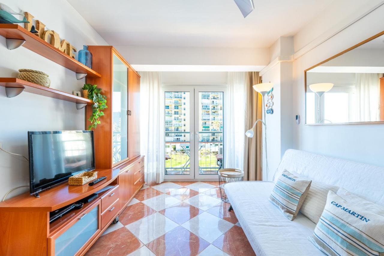Sunny Seaside Apartment Арройо-де-ла-Мьель Экстерьер фото