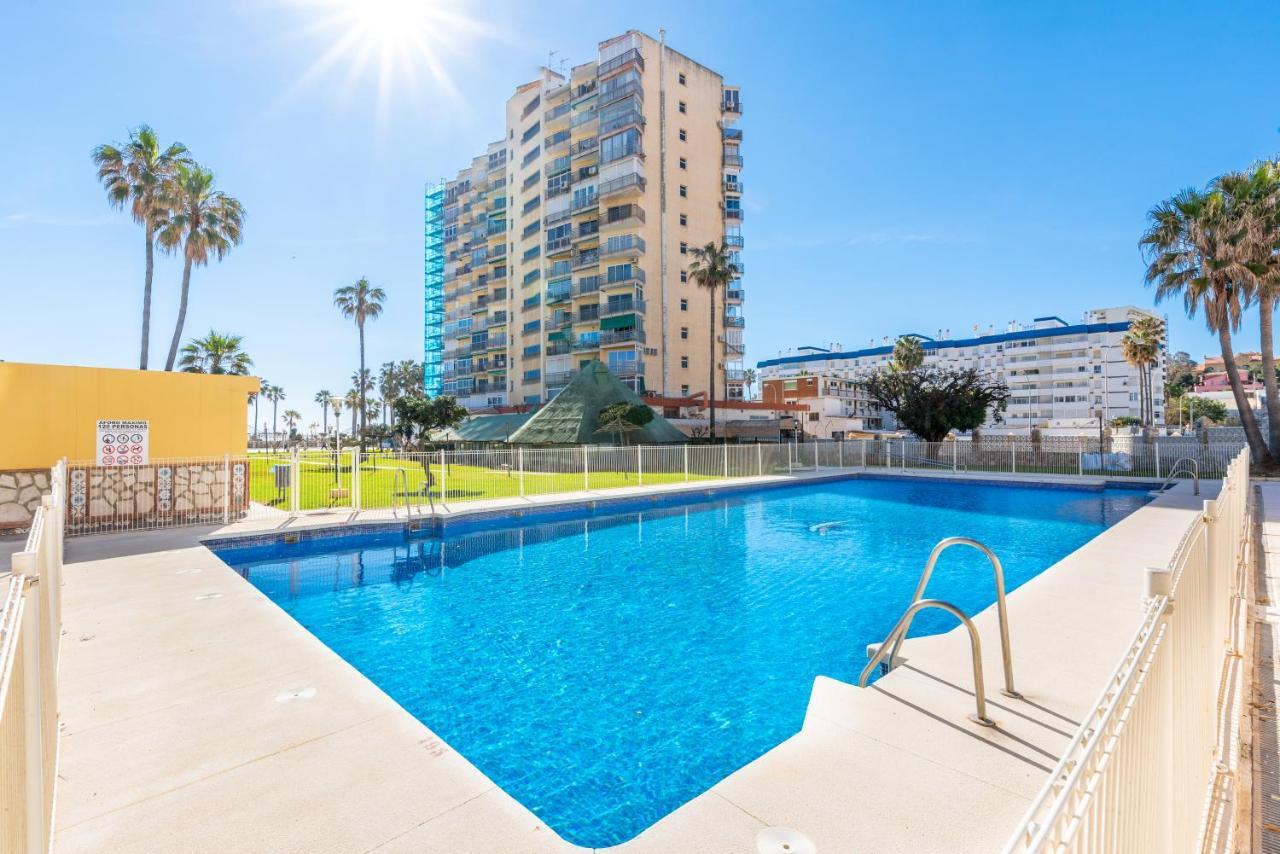 Sunny Seaside Apartment Арройо-де-ла-Мьель Экстерьер фото
