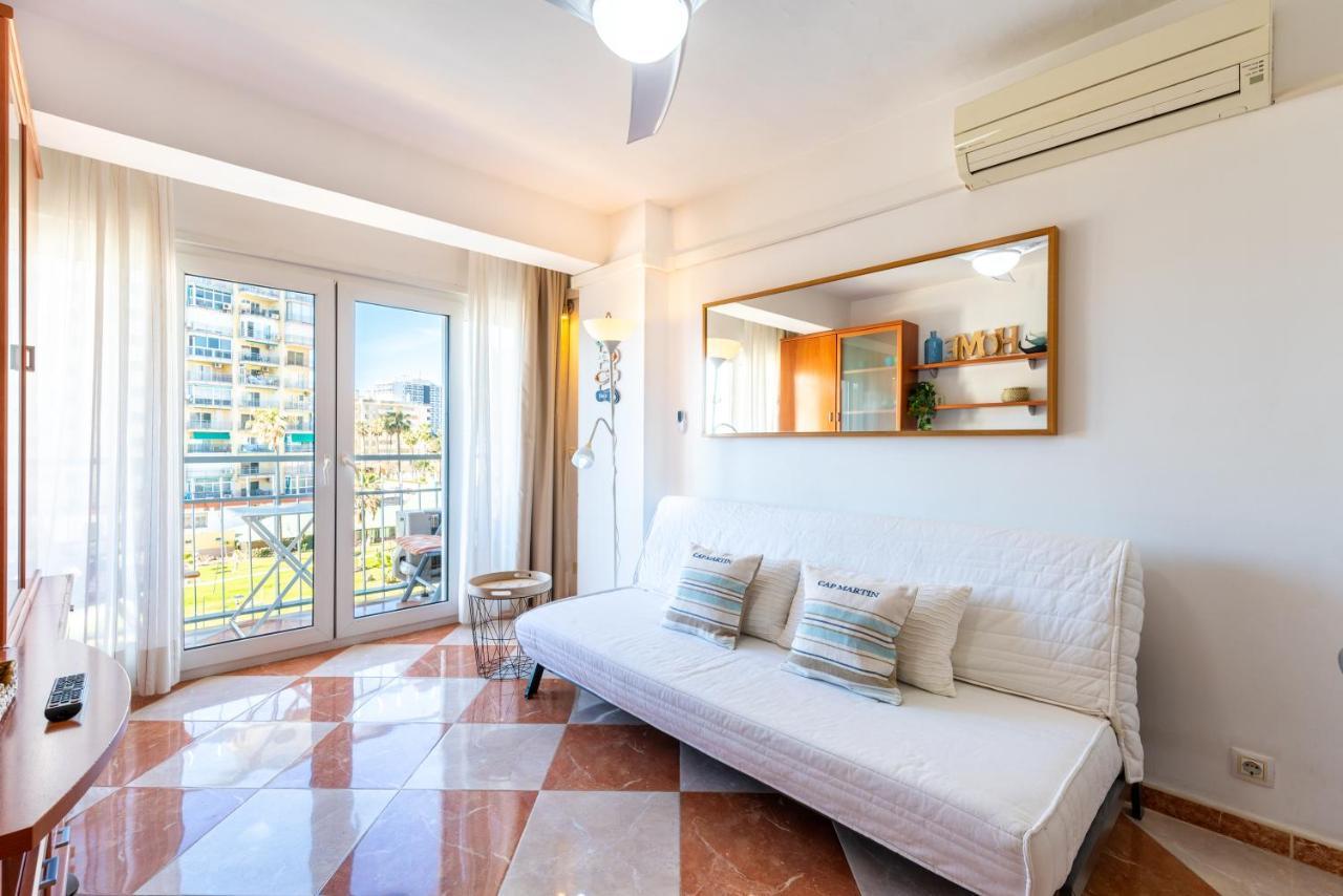 Sunny Seaside Apartment Арройо-де-ла-Мьель Экстерьер фото