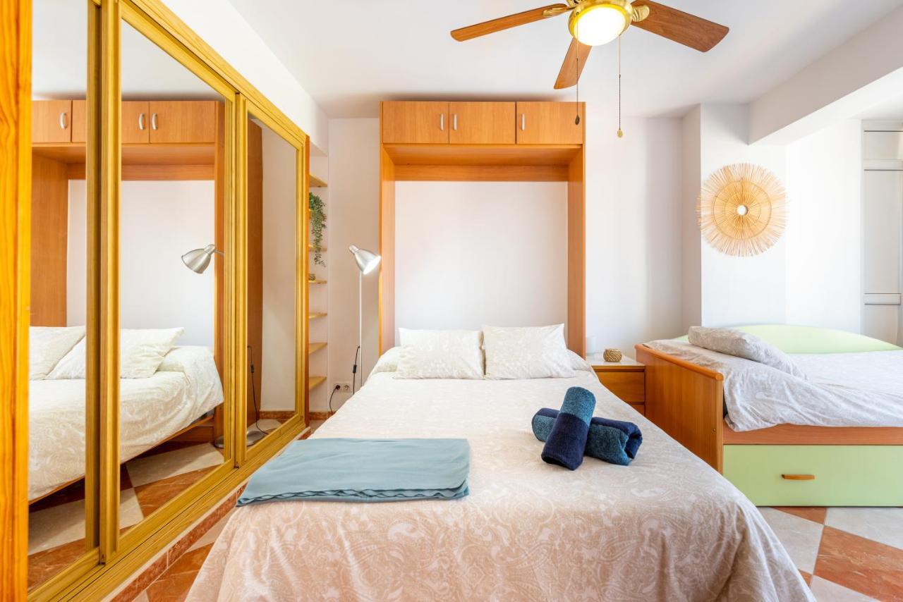 Sunny Seaside Apartment Арройо-де-ла-Мьель Экстерьер фото